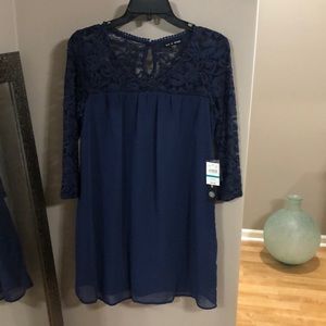 Navy dress perfect for winter event!